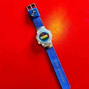 90s nostalgia vintage Scooby Doo watch. Cartoon Network.
